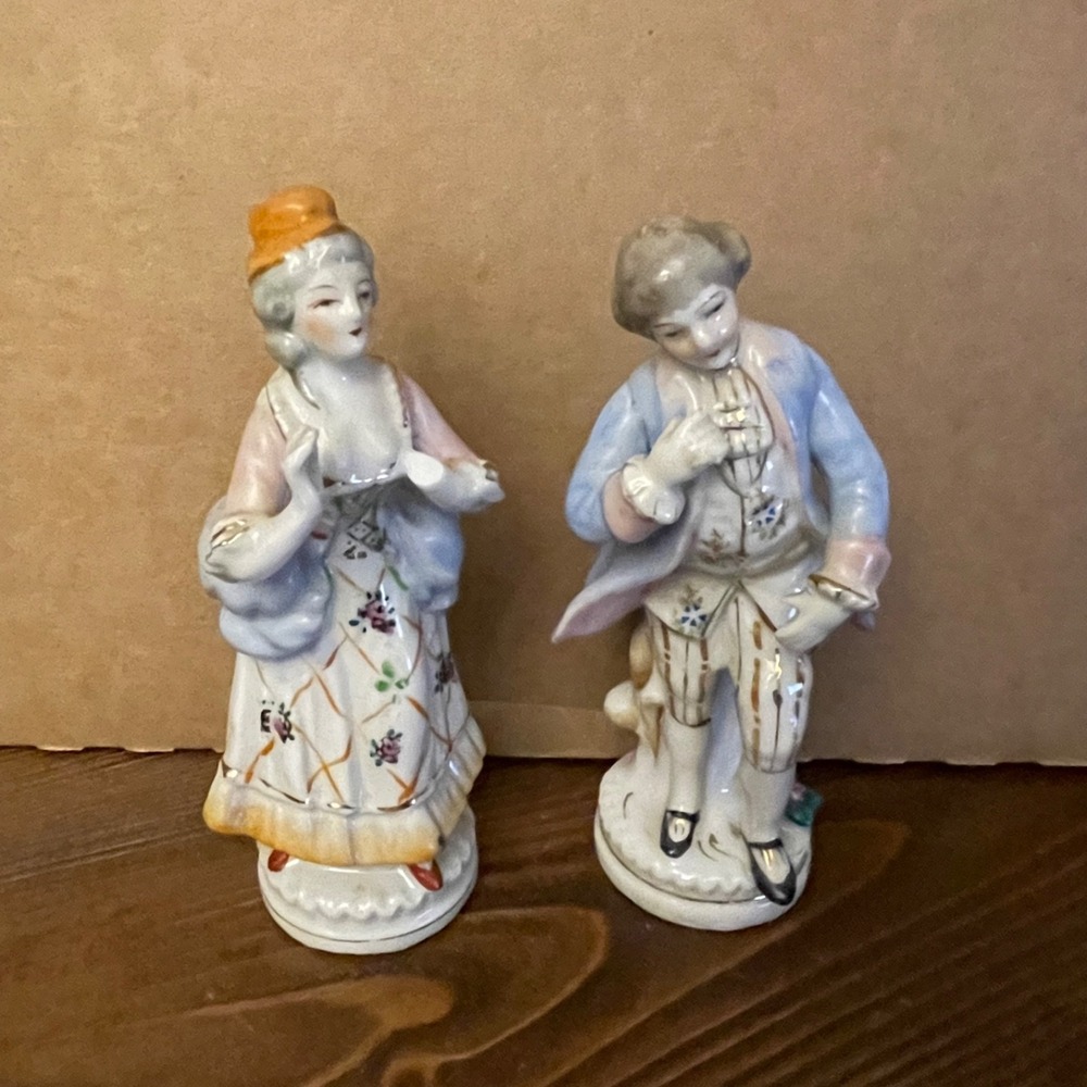 Vintage Ucagco Porcelain Courting Couple Figurines HandPainted Mid Century Japan